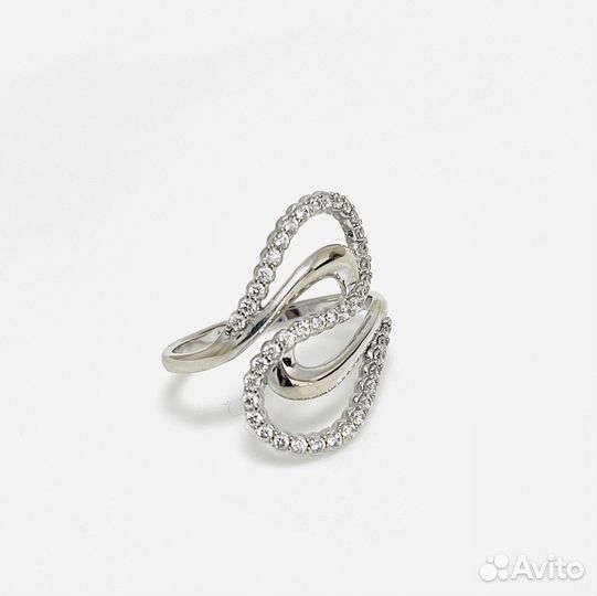 Золотое кольцо с фианитами