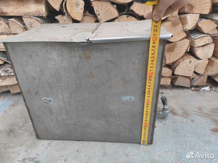 Бак из нержавейки с крышкой и краном 50л для бани