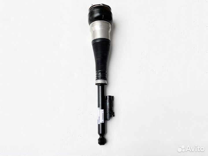 Задняя левая пневмостойка Mercedes C217 Coupe