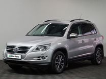 Volkswagen Tiguan 2.0 AT, 2010, 214 915 км, с пробегом, цена 1 099 000 руб.