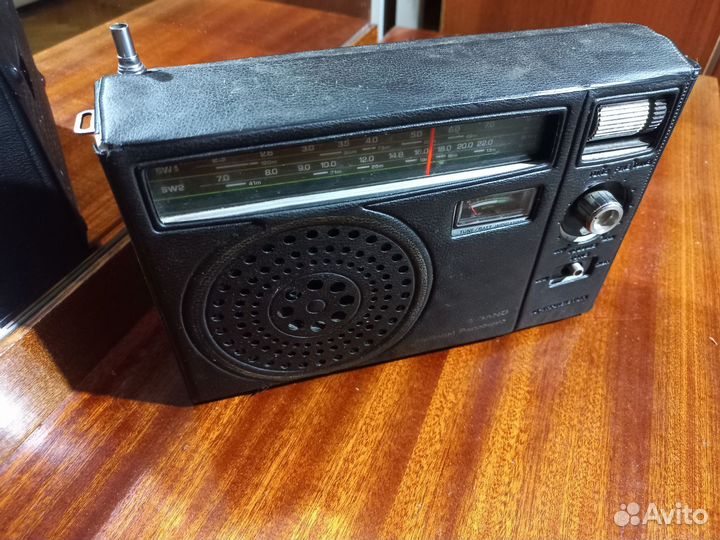 Радиоприемник National Panasonic. Made in Japan