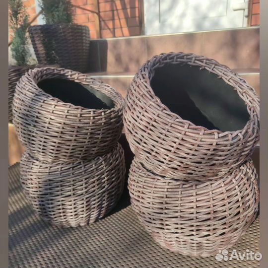 Кашпо из ротанга