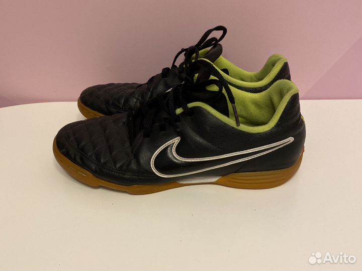 Футзалки nike