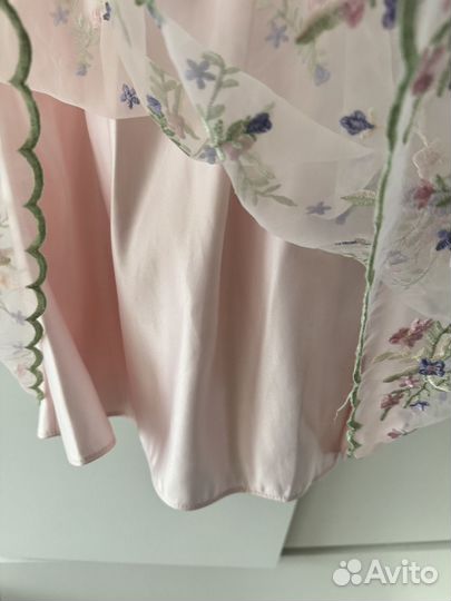 Детское нарядное платье 5-6лет