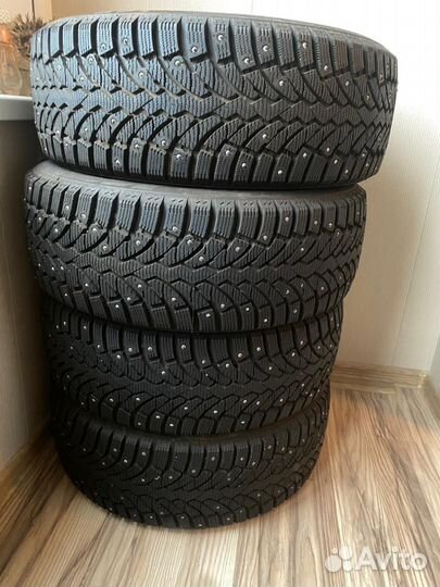 Pirelli Formula Ice 215/50 R17