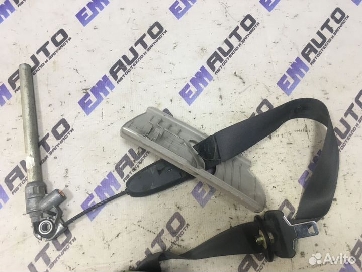 Ремень безопасности передний правый Рено Меган 2