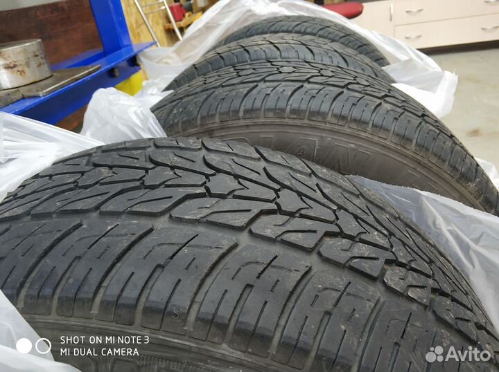 Roadstone Roadian HP SUV 255/55 R18