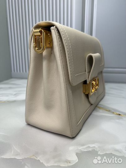 Сумка Louis Vuitton Dauphine Soft