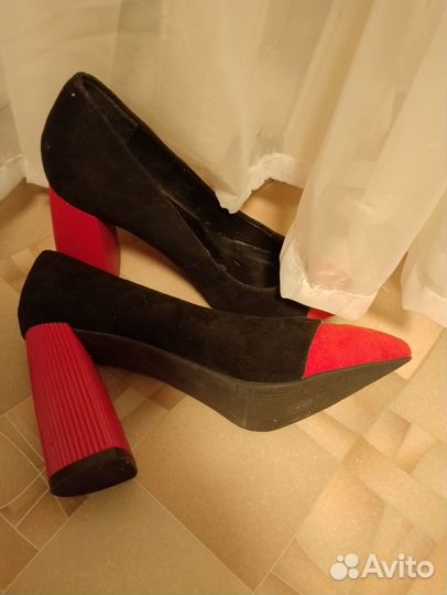 Туфли женские новые