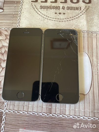 Телефон iPhone 5