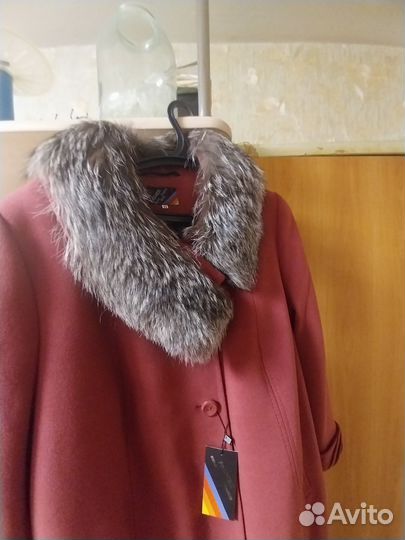 Пальто женское зимнее