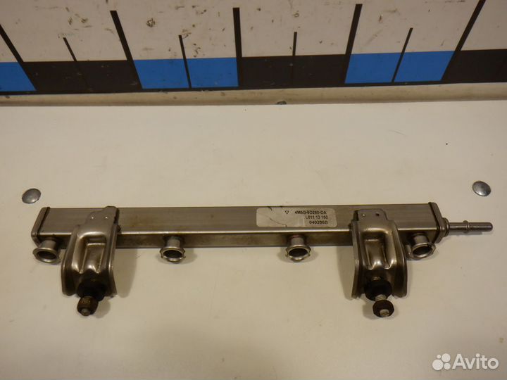 Рейка топливная Рампа Ford Mondeo 3 1.8 л / 2.0 л