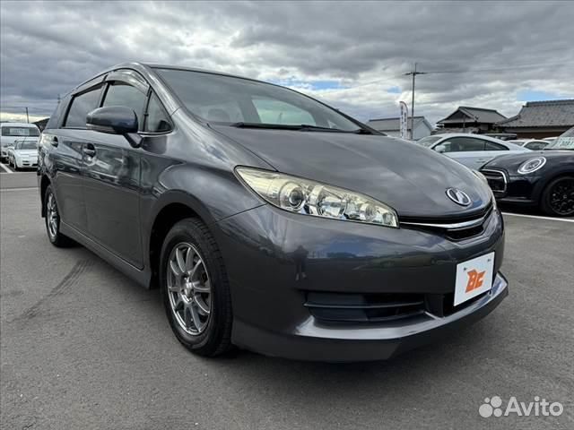 Toyota Wish 1.8 CVT, 2012, 102 000 км