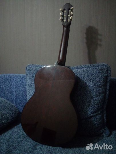 Классическая гитара 