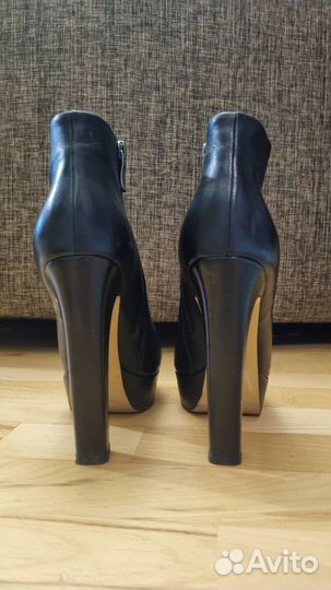 Ботильоны натуральная кожа 39