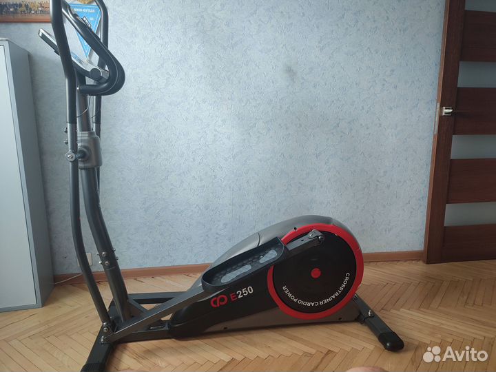 Эллиптический тренажер cardio power 250