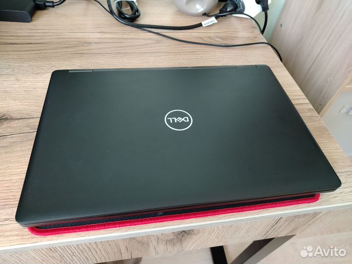 Ноутбук dell latitude 5590