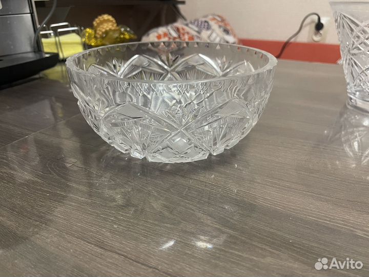 Хрустальная ваза