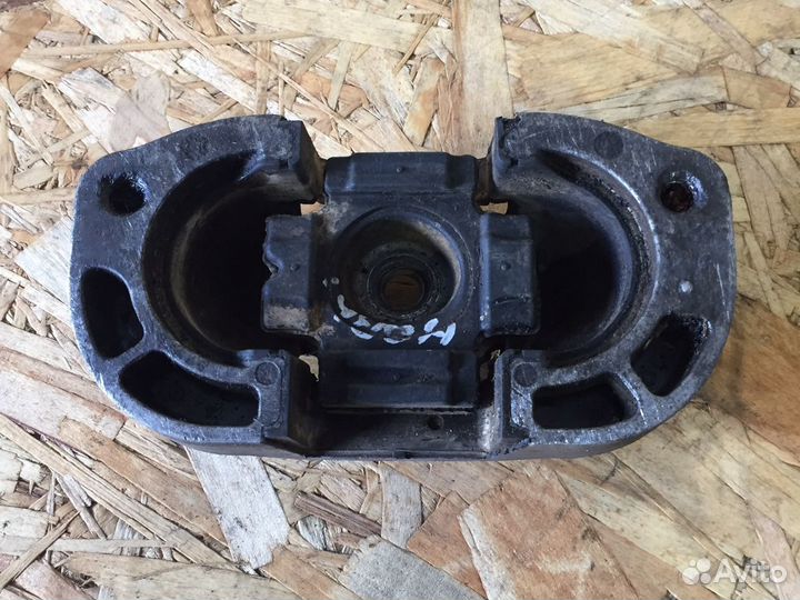 Опора кпп Задняя Ford Transit 8