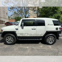 Toyota FJ Cruiser 4.0 AT, 2022, 20 300 км, с пробегом, цена 6 800 000 руб.