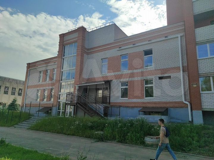 Свободного назначения, 1049 м²