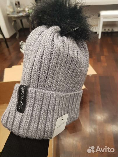 Шапка женская вязаная