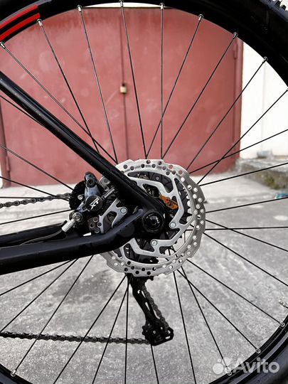 Велосипед Cube Reaction