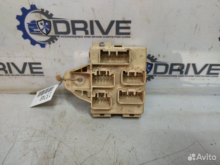 Блок предохранителей Toyota Ipsum SXM115 3S-FE