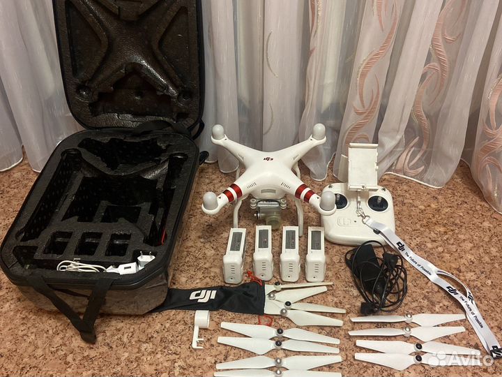Продам квадрокоптер dji phantom 3 стандарт