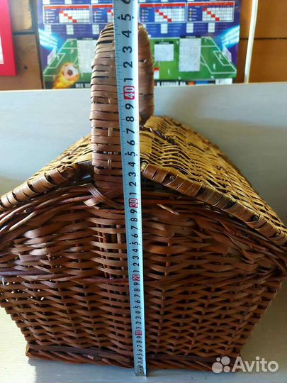 Большая корзина-короб изивового прута