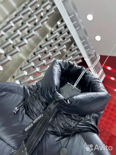 Пуховик canada goose теплый