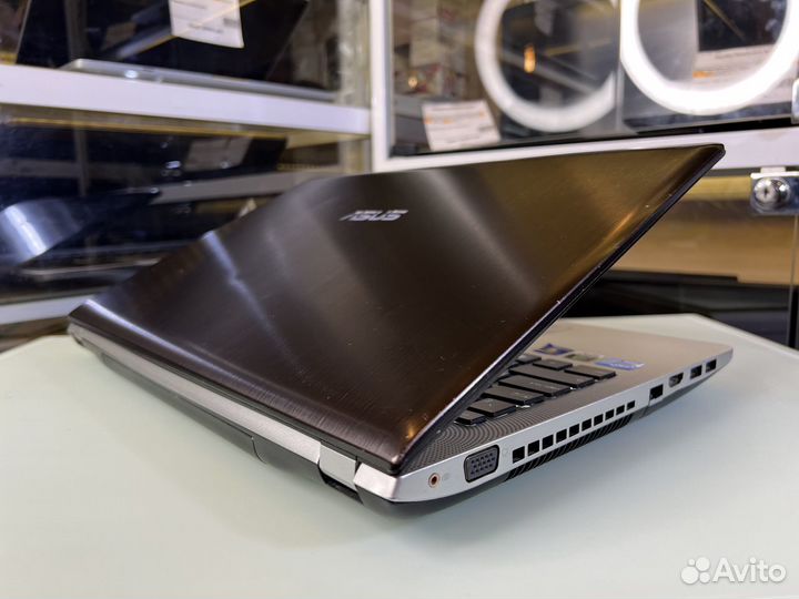 Игровой Ноутбук Asus Full HD/i7/6Gb/750Gb/650M-2Gb