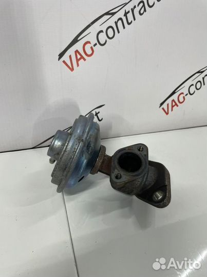 Клапан рециркуляции отработанных газов Audi A6 C6