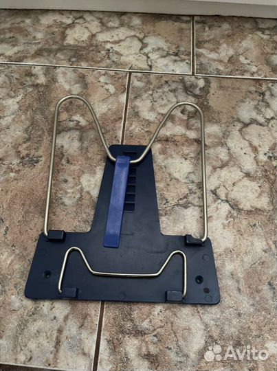 Держатель для книг