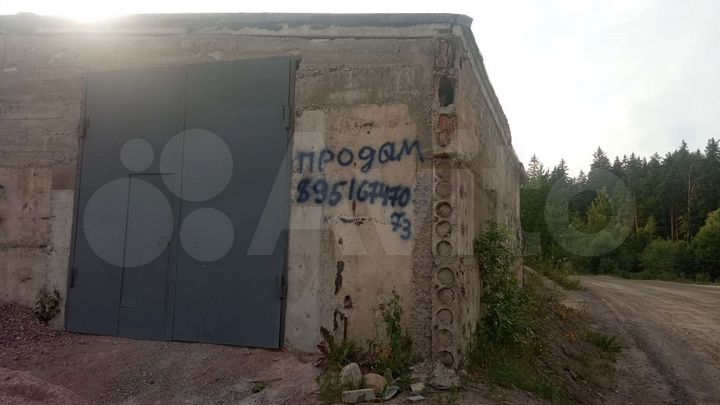 Гараж, > 30 м²