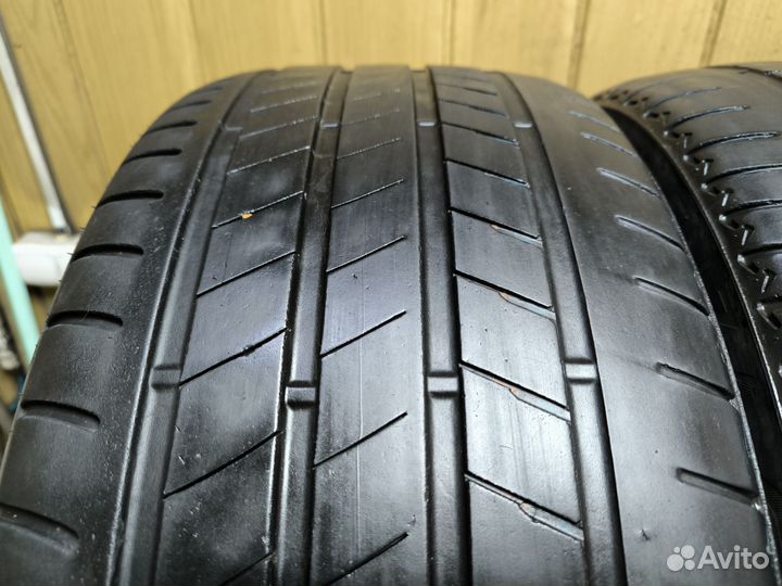 Bridgestone Alenza 001 275/45 R20 и 305/40 R20 110Y