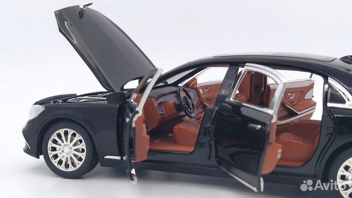 Коллекционная модель, Mercedes E300 W222