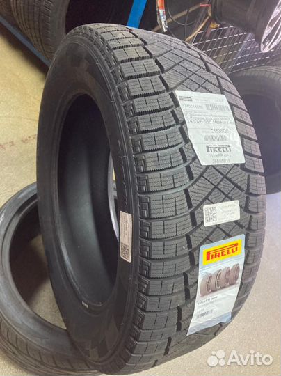 Pirelli Ice Zero FR 215/50 R17 99H