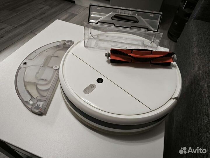 Xiaomi Mi 1C робот пылесос с влажной уборкой