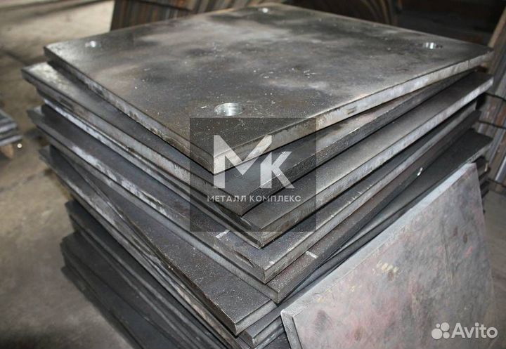 Лист металлический с отверстиями