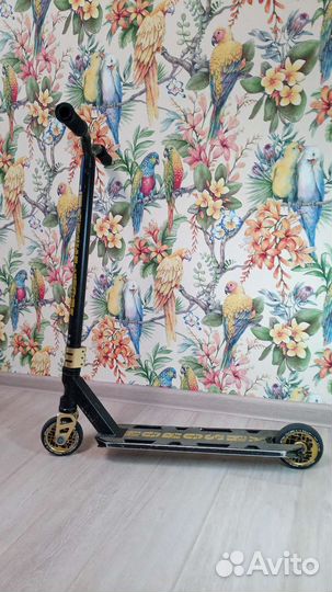 Трюковой самокат