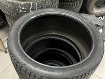 Pirelli P Zero 255/35 R20 и 305/30 R20