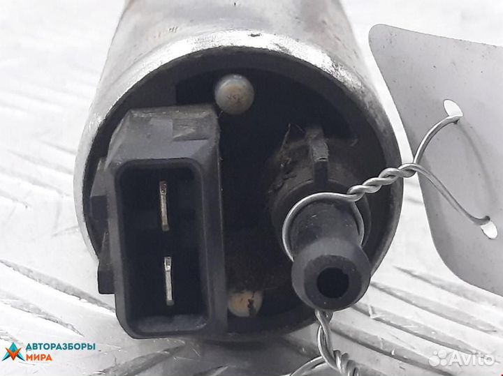 Насос топливный Volkswagen Polo 3 1997 867906091B