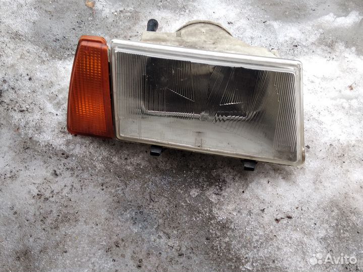 Продам фару переднюю правую ваз 2109 петергоф