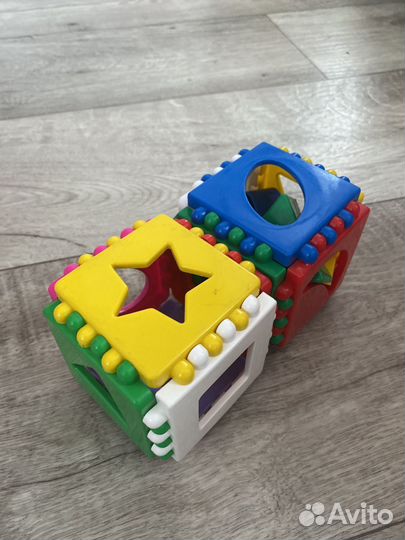 Развивающие игрушки 4 шт