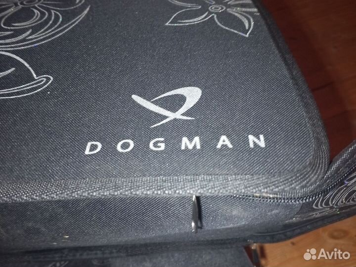 Переноска для маленьких собак или кошек