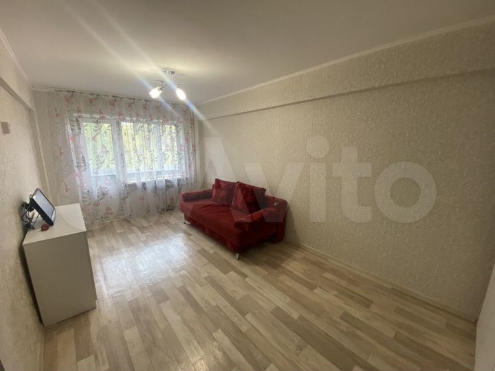 2-к. квартира, 42 м², 4/5 эт.