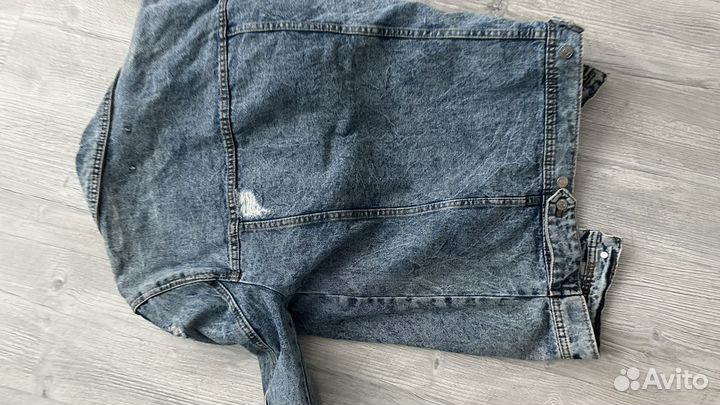 Джинсовая куртка женская