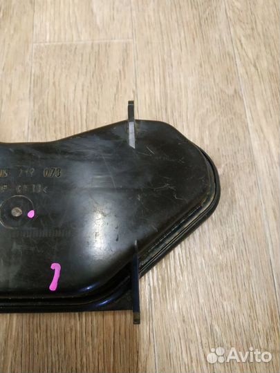 Крышка фары Ford Mondeo 3 (2000-2007)