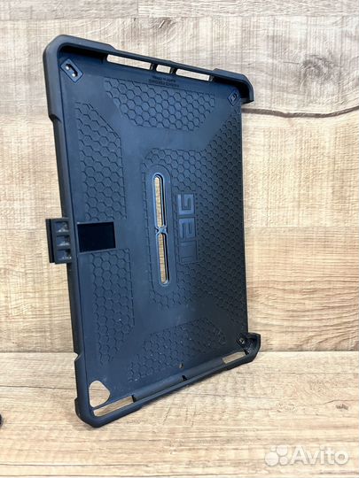 Чехол UAG для iPad 10.9